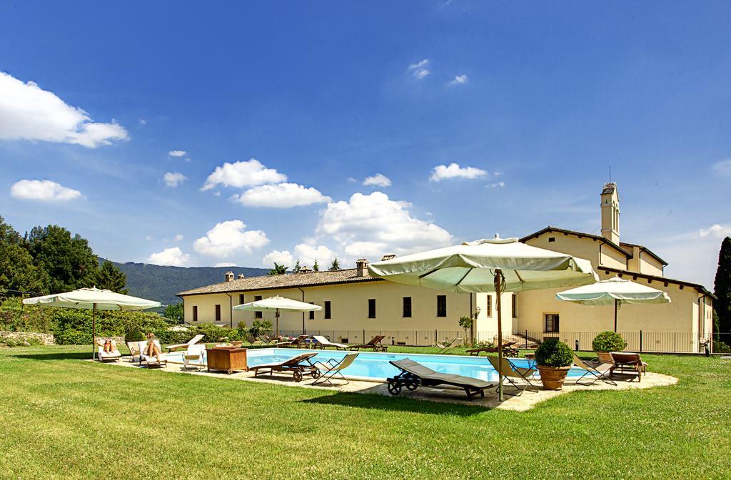San Pietro Sopra Le Acque Resort & Spa Massa Martana Bagian luar foto