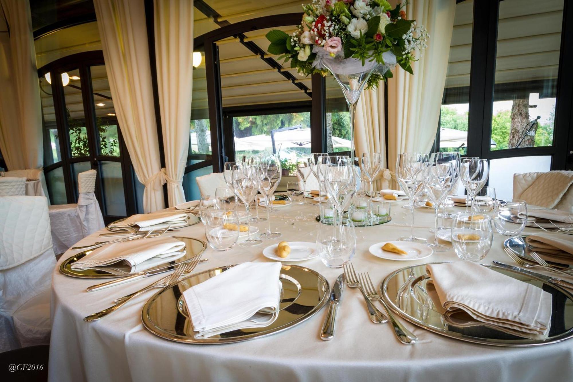 San Pietro Sopra Le Acque Resort & Spa Massa Martana Bagian luar foto