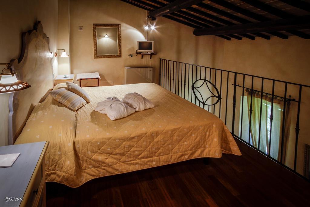 San Pietro Sopra Le Acque Resort & Spa Massa Martana Bagian luar foto